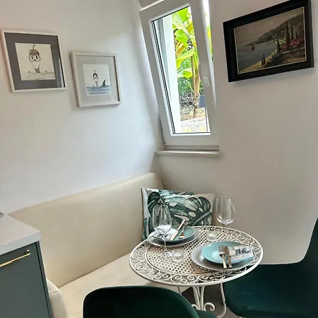 Steinhaus Mit Garten In Der Altstadt Vakantiehuis *