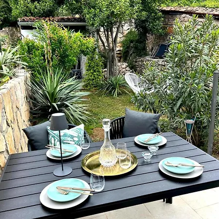 Vakantiehuis Steinhaus Mit Garten In Der Altstadt Rovinj
